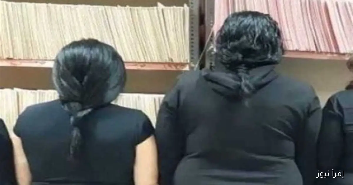 الإطاحة بأربع شبكات دعارة تضم الجنسين في القاهرة