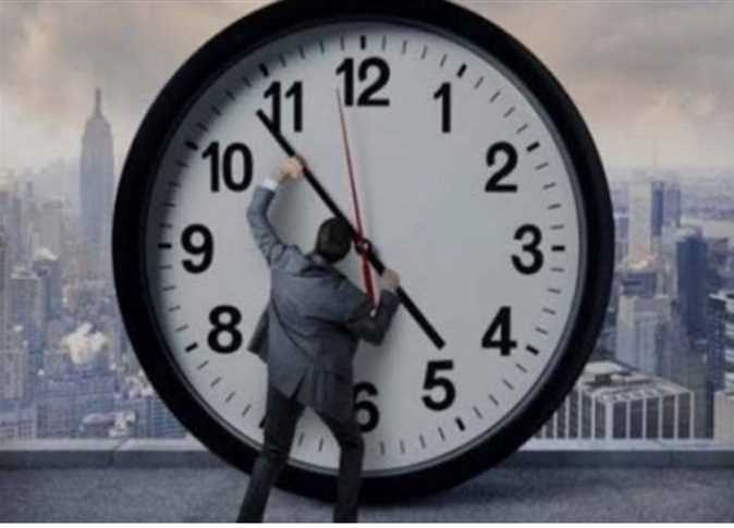 موعد التوقيت الشتوي 2025