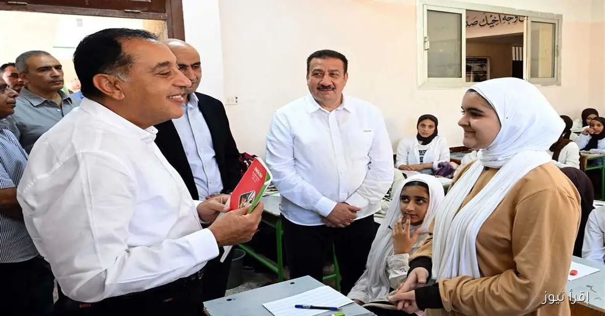 مدبولي يغير مسار جولته في المنوفية ويزور مدرسة فاطمة الزهراء الإعدادية للبنات بأشمون