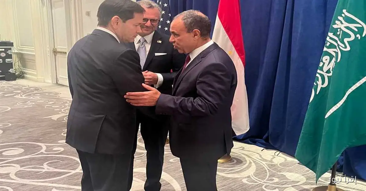 وزير الخارجية يؤكد لنظيره الأمريكي أهمية تكثيف الجهود لوقف نزيف الدماء ومنع تهجير الفلسطينيين