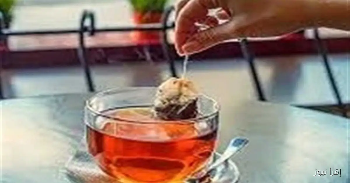 اكتشفي 7 استخدامات مدهشة للشاي الأسود في حياتك اليومية