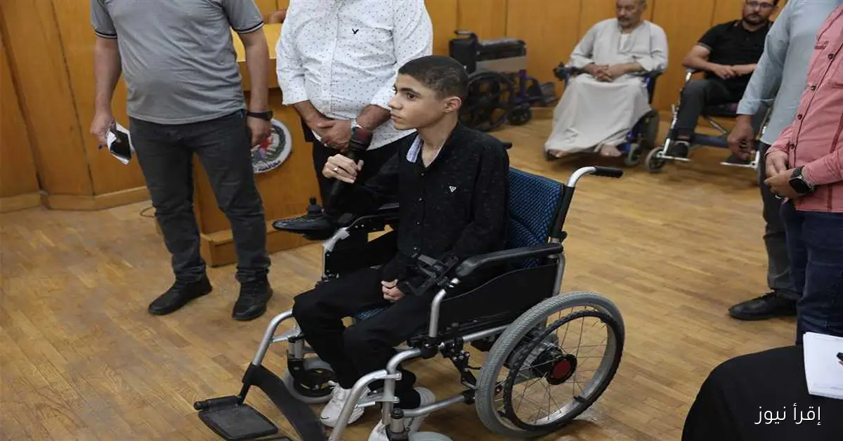 توفير وسيلة نقل آمنة لطالب جامعي من ذوي الهمم في المنيا