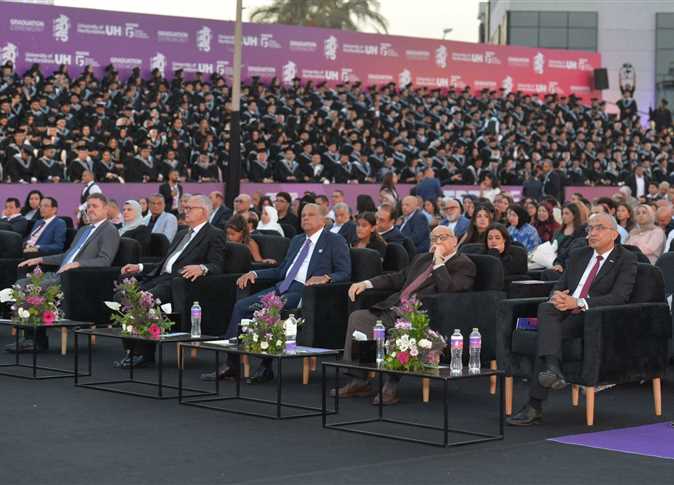 جامعة هارتفوردشاير البريطانية تحتفل بتخريج الدفعة الثالثة من طلابها بالعاصمة الإدارية