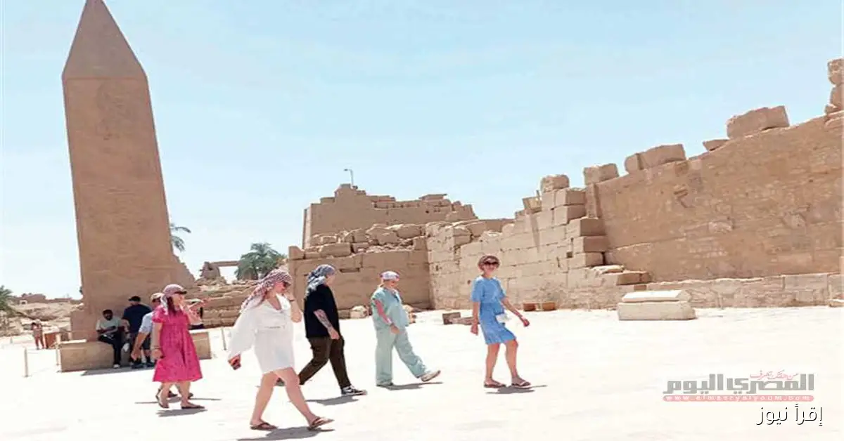 حريق بالقرب من معبد موت في الأقصر وفرق الإطفاء تتدخل بسرعة لإخماده