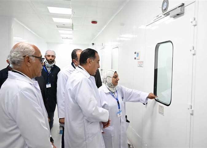 مصنع الخامات الدوائية