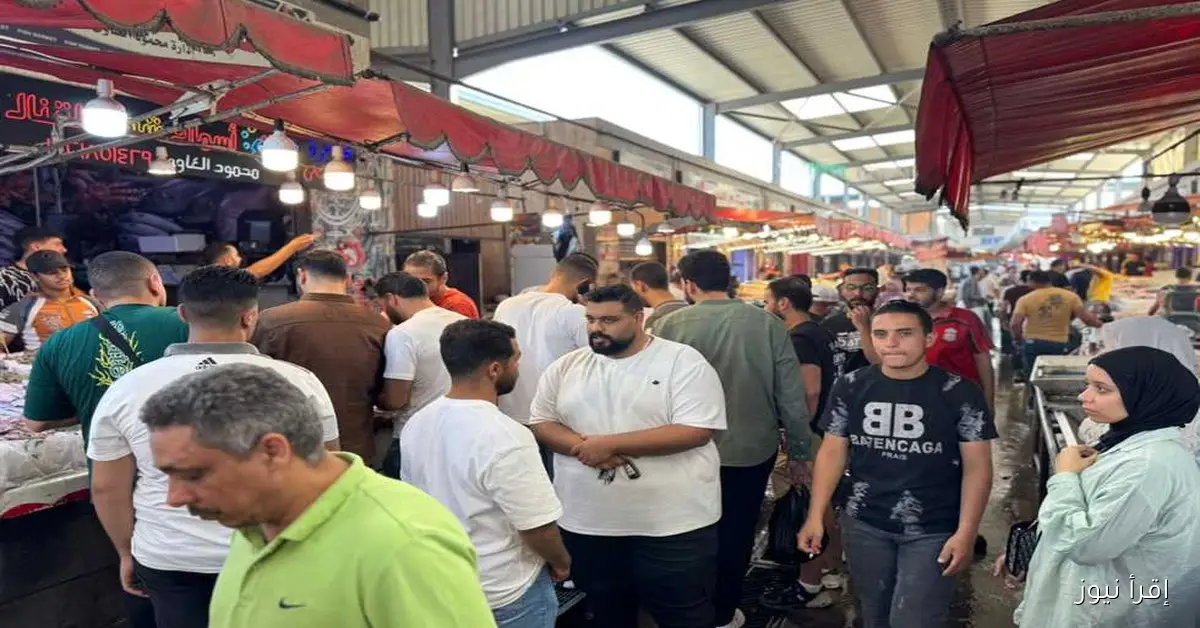 سوق الأسماك الحضاري في بوسعيد يستقطب الآلاف خلال عطلة نهاية الأسبوع