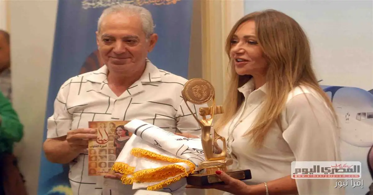 ليلى علوي تعبر عن سعادتها بعد تكريمها في مهرجان الإسكندرية: جمهوري هو سر فرحتي ونجاحي (فيديو)